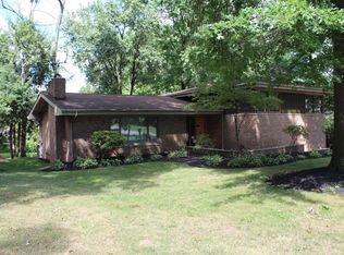 769 Wisteria Dr, Barberton, OH