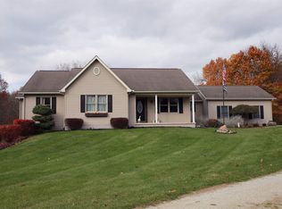 14250 Mills Rd, Manitou Beach, MI 49253