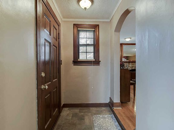 2nd image of 3342 Orlando St