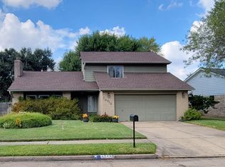 19718 Oakland Valley Dr, Katy, TX 77449