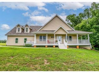 12600 N Hecht Rd, Hallsville, MO 65255