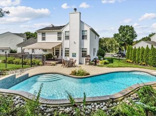 7 Pueblo Trl, Branchburg, NJ 08876