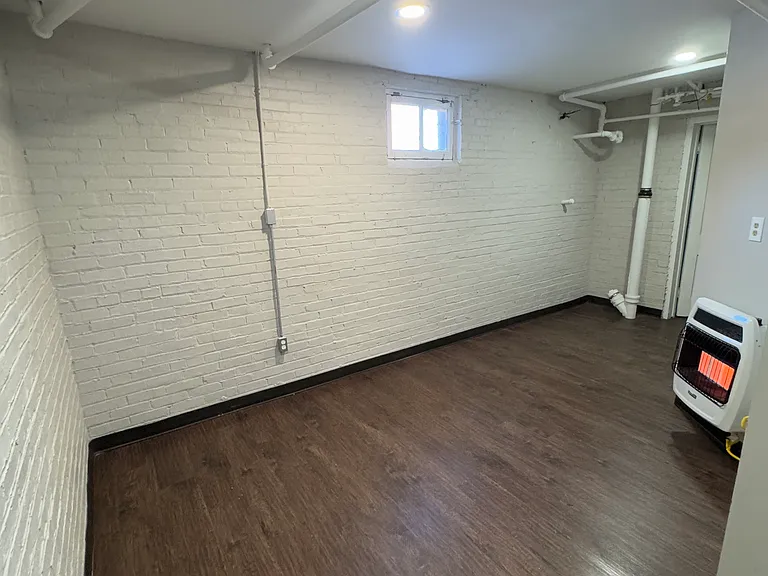 82 Oakdale Ave #7 — Photo 11