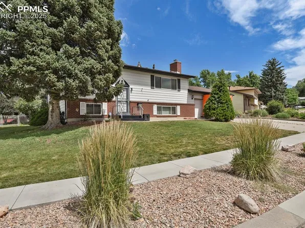 1044 Doyle Pl, Colorado Springs, CO 80915