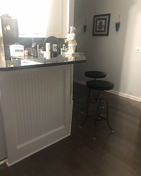 Beautiful Coastal Bar look 