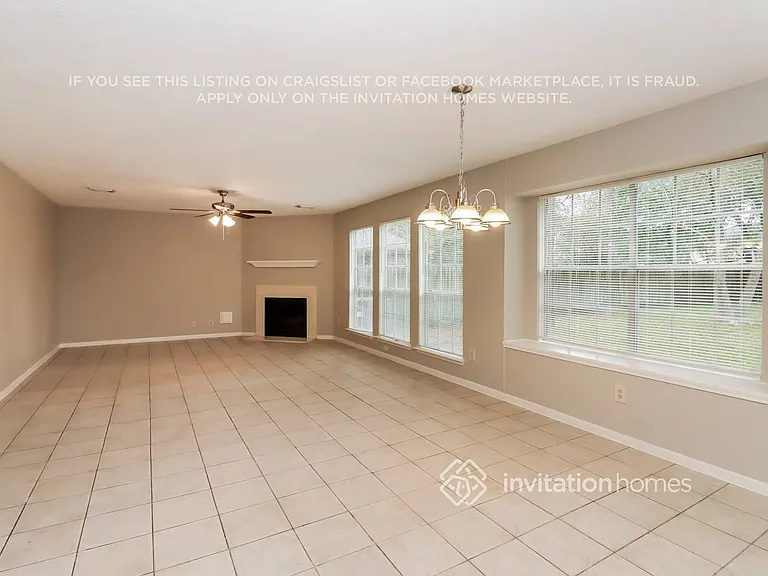 22230 Singleleaf Ln — Photo 3