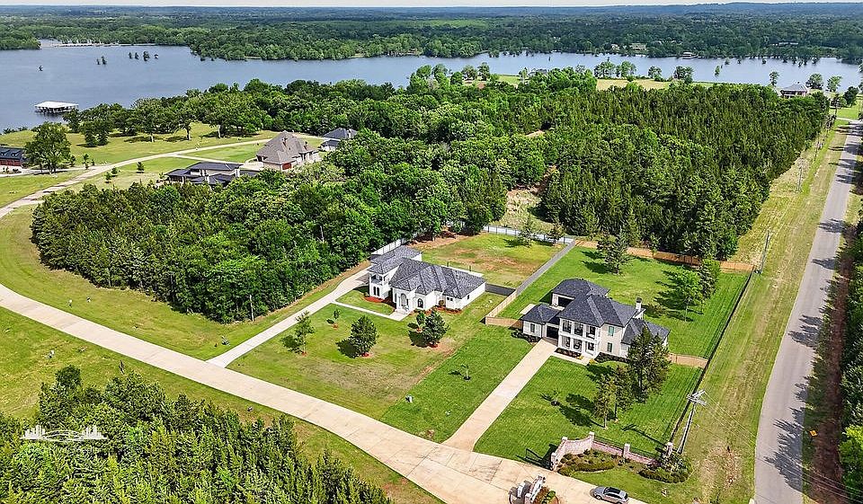 5768 Cross Lake Point Dr, Shreveport, LA 71107 | MLS #21250054