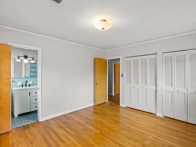 3932 Meredith Dr — Photo 6