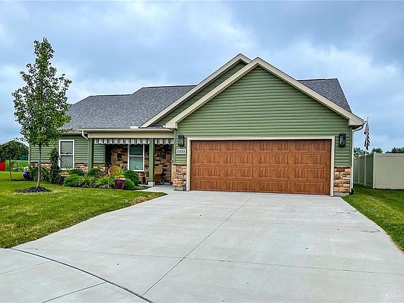 3rd image of 2333 Kiowa Ct