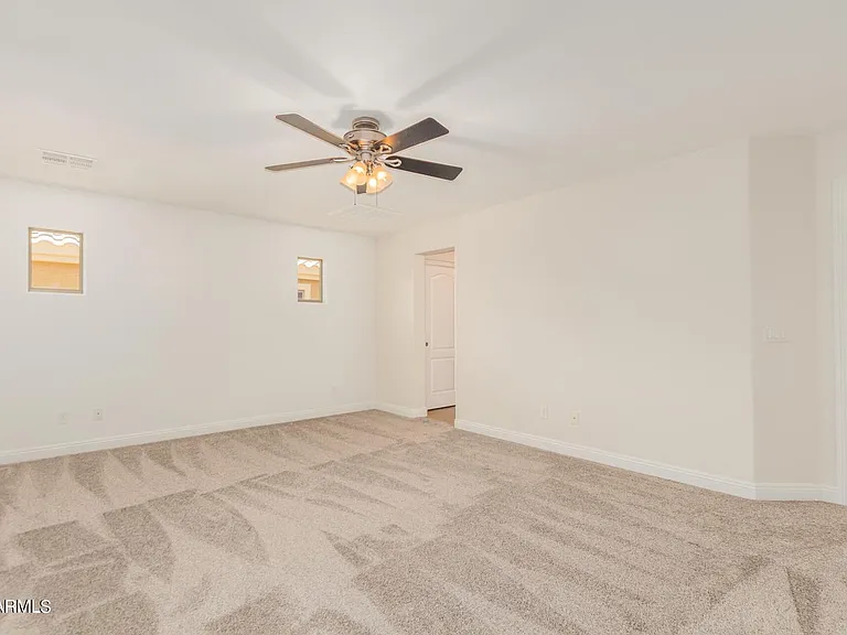3031 E Harrison St — Photo 13