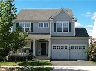 26057 Rachel Hill Dr, Chantilly, VA 20152