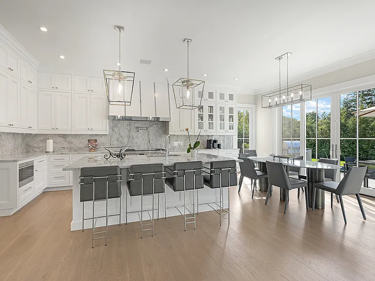 48 Harvest Ln — Photo 10