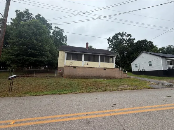 508 Hudgens St, Anderson, SC 29621