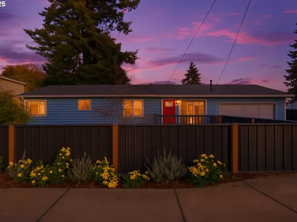 224 NE 92nd Pl, Portland, OR 97220