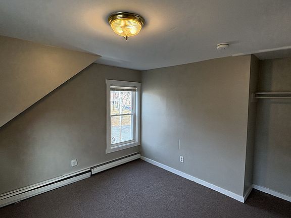 4th image of 71 S Prospect St #10