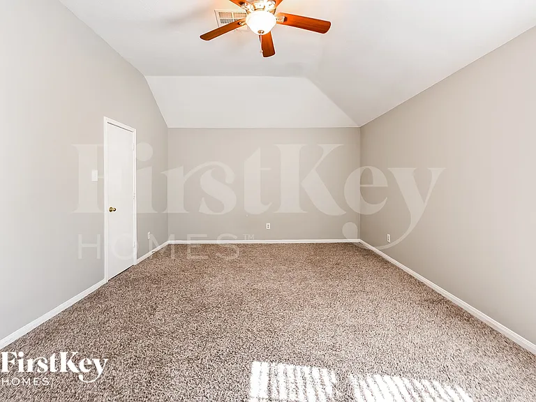 3117 Bay Creek Dr — Photo 8