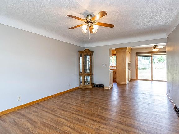 5th image of 3615 Clearview Dr
