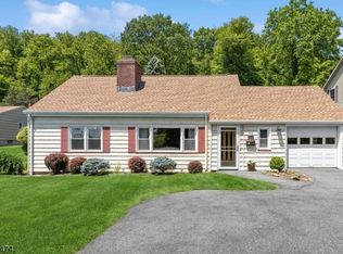 516 Fairview Ave, Cedar Grove, NJ 07009