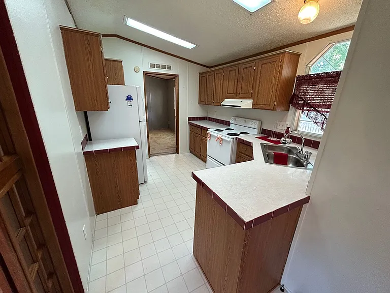 124 Opal Dr — Photo 18