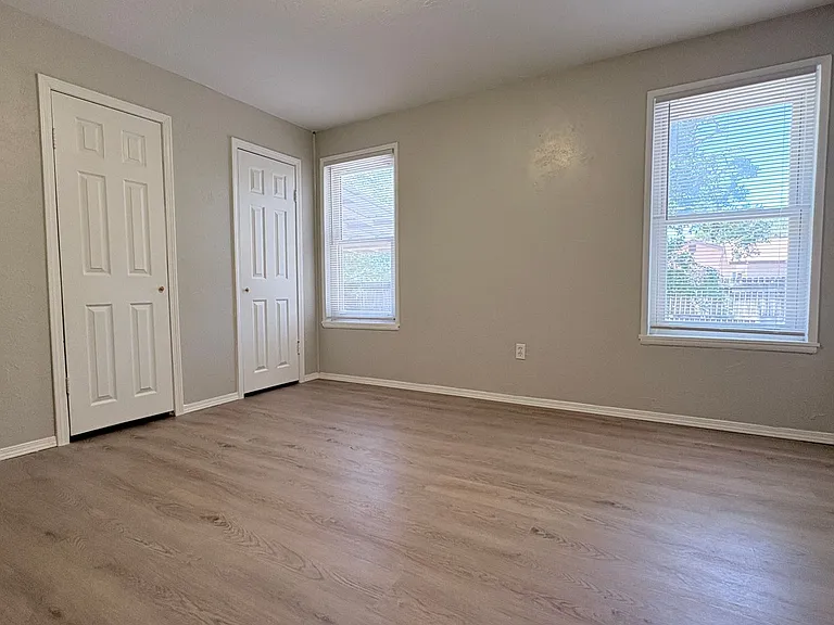 305 Swinging Spear Rd — Photo 7
