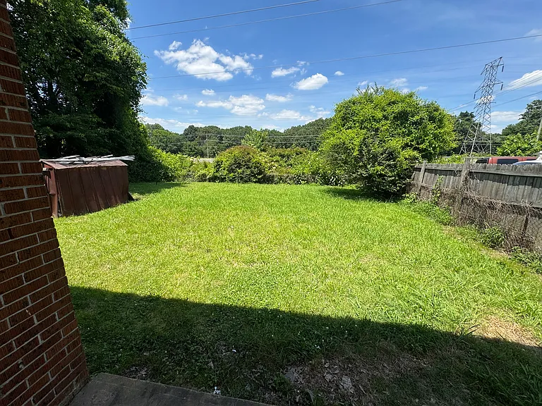 3554 Venable Rd — Photo 18