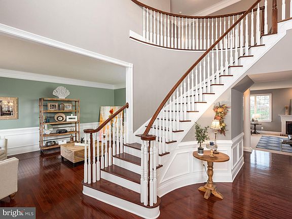 5th image of 112 Oriole Ln