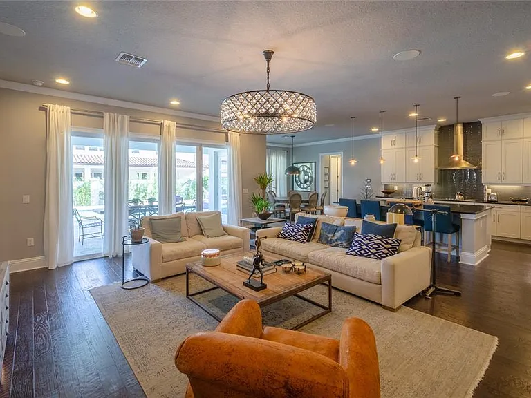 8539 Pippen Dr — Photo 8
