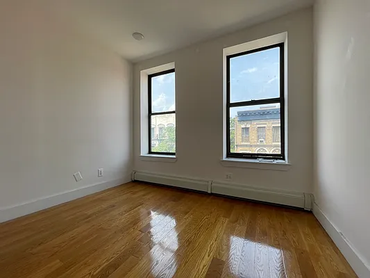 Rented by Compass | media 16