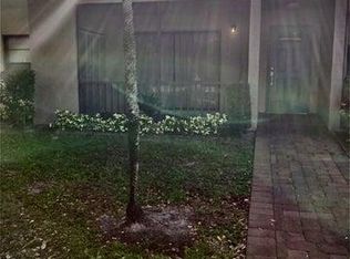 9905 Pineapple Tree Dr, Boynton Beach, FL 33436