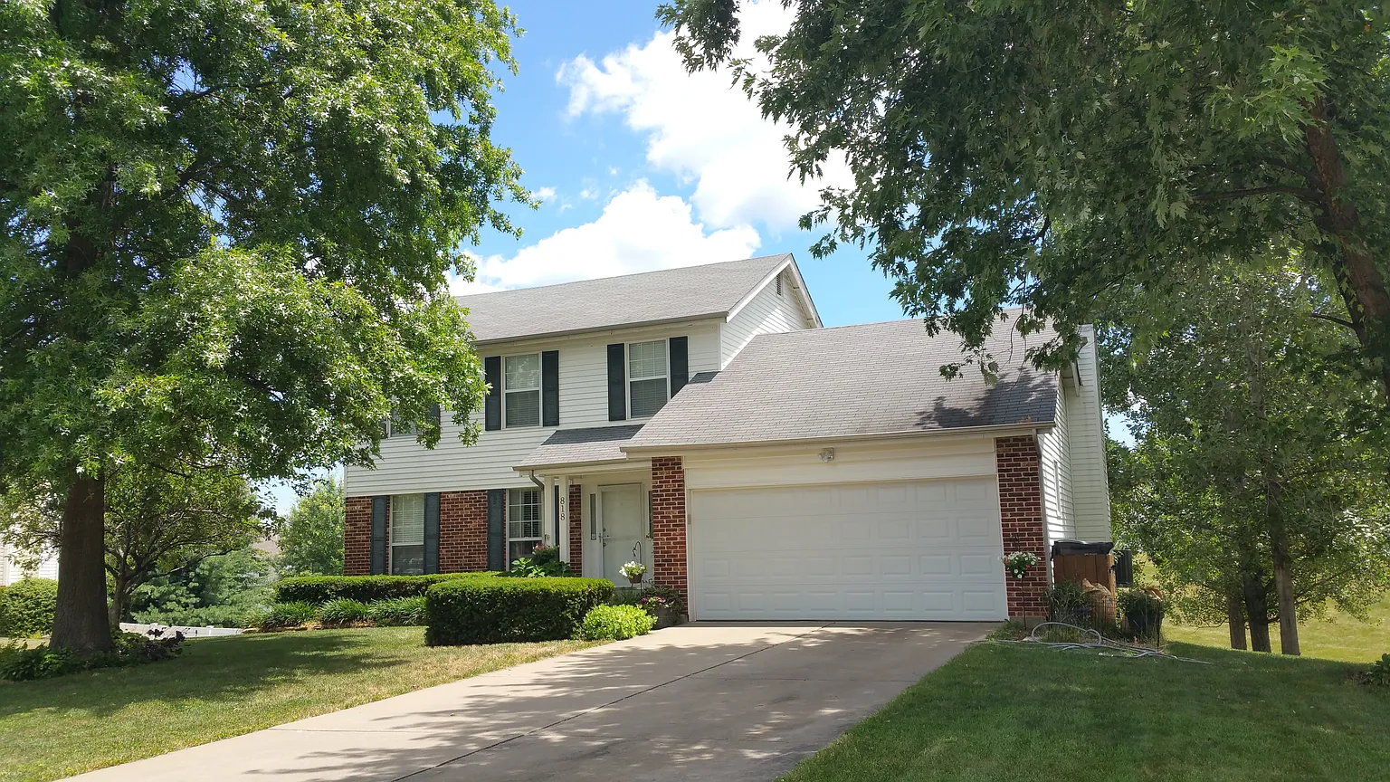 818 Woolwick Ct photo 1