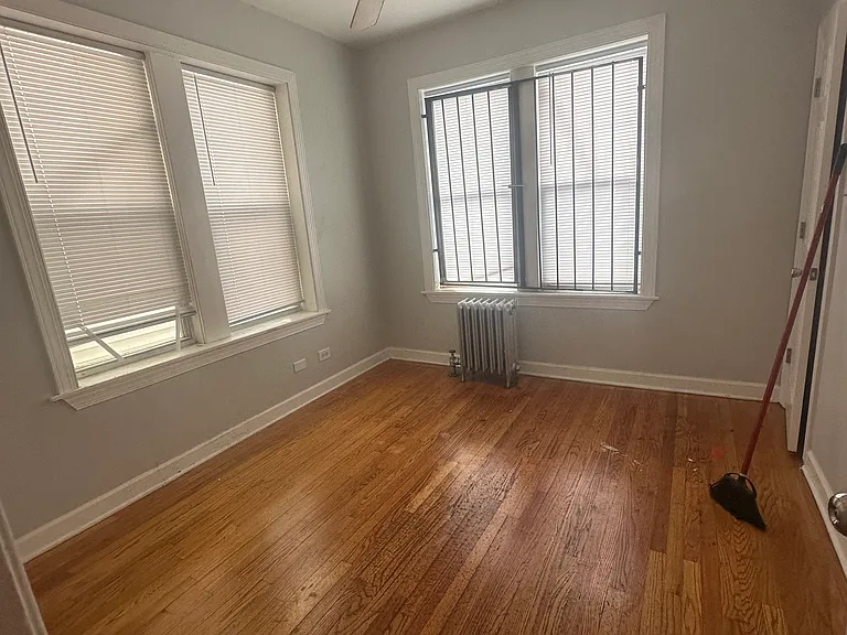 1823 S Karlov Ave #1 — Photo 8
