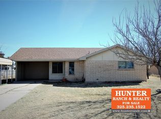 603 Elm St, Roscoe, TX 79545