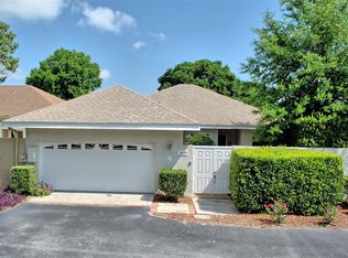 2447 Sweetwater Country Club Dr, Apopka, FL 32712