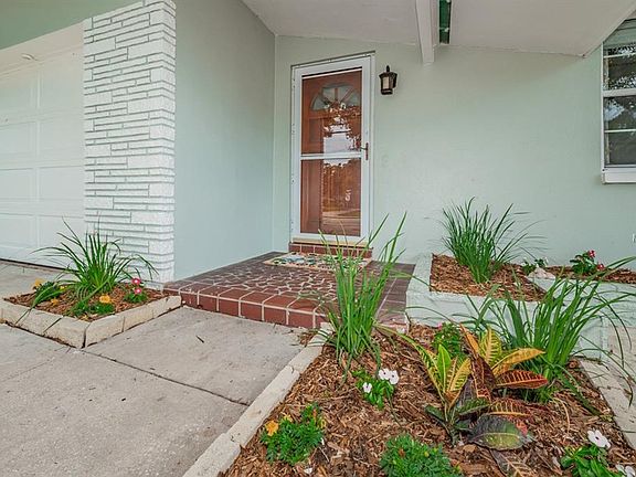 3rd image of 10184 Panama Ct