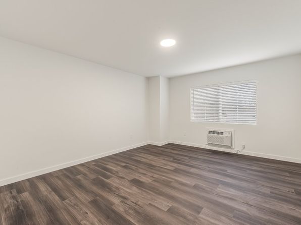 1717 Element Ln #202, Sandpoint, ID 83864