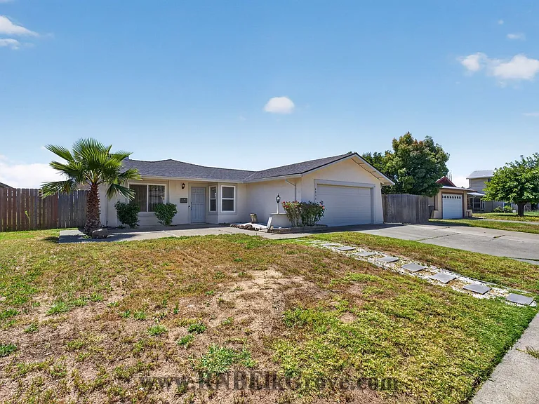 6844 Sandrock Way — Photo 2