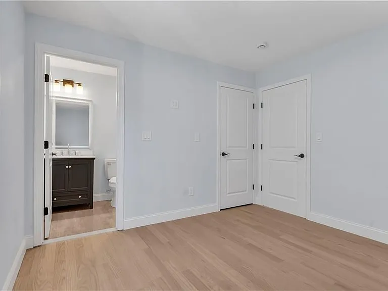 10 Anthony Ave #2 — Photo 17