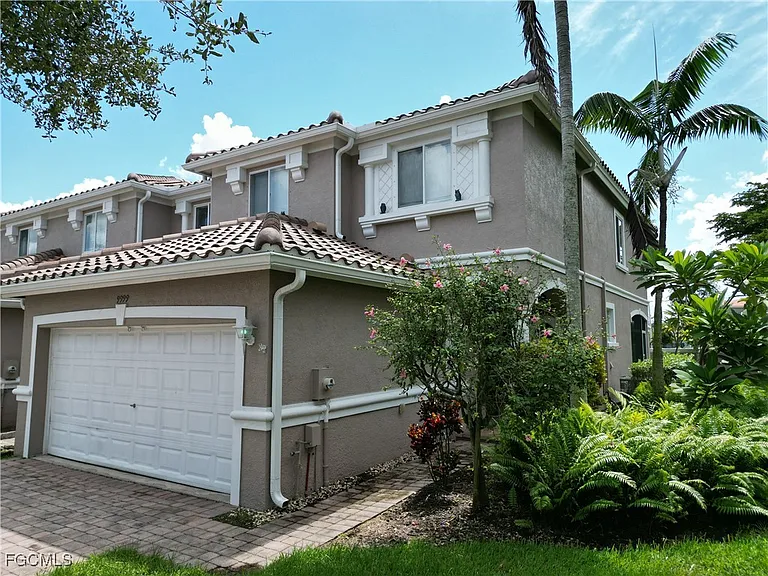9999 Chiana Cir — Photo 6