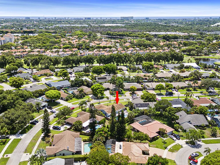 4114 Bay Laurel Way — Photo 47