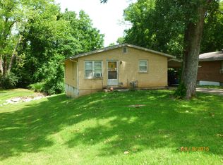 607 E North St, Warrensburg, MO 64093