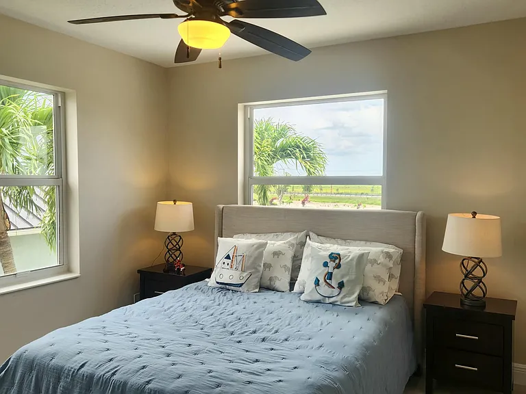 1851 Corsica Dr — Photo 46