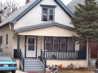 2507 W Burnham St, Milwaukee, WI 53204