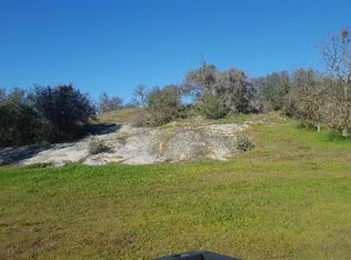 16301 Vineyard Ln, Prather, CA 93651