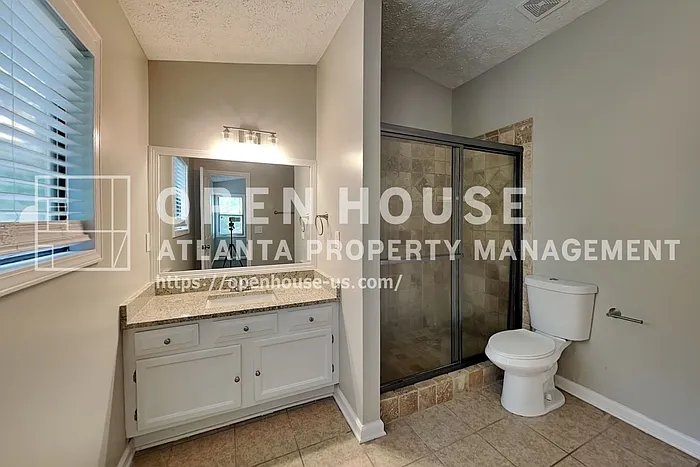 815 Riverstone Ln — Photo 26