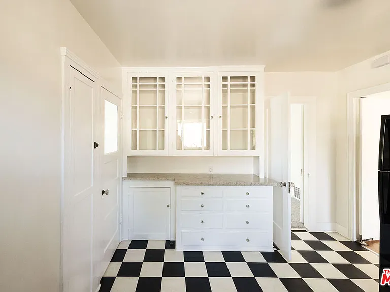 824 Brent Ave — Photo 14