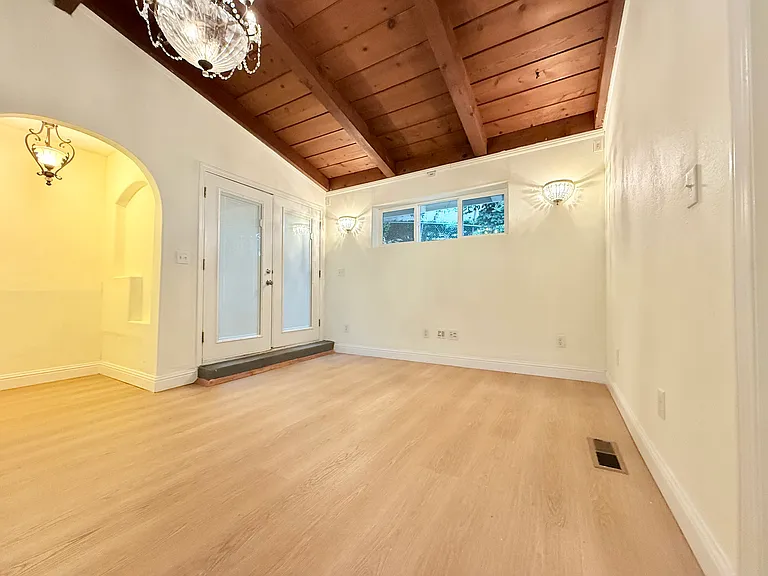 15798 Alta Vista Way — Photo 31