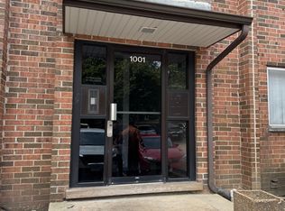 1001 Buccaneer Dr APT 3, Schaumburg, IL 60173