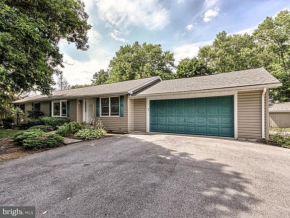 2nd image of 171 Limekiln Rd