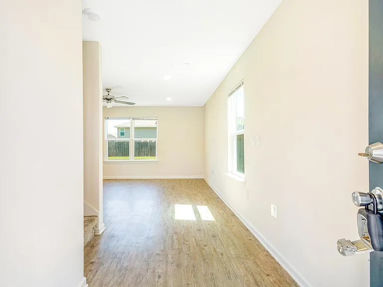 5888 Southern Bell Ct — Photo 13