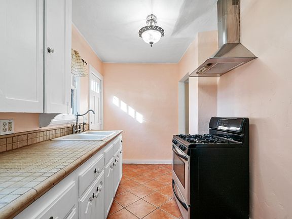 3rd image of 313 N Avenue 57
